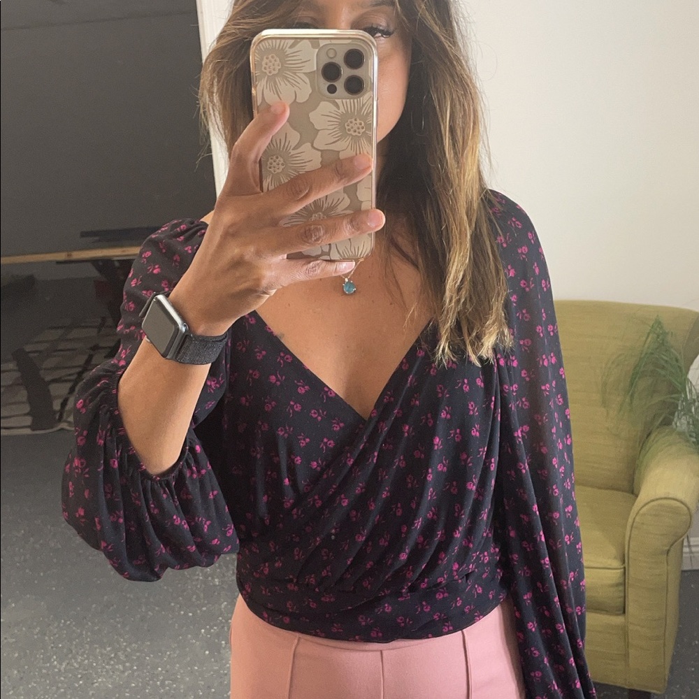 Top blouse for sale . FREE PEOPLE